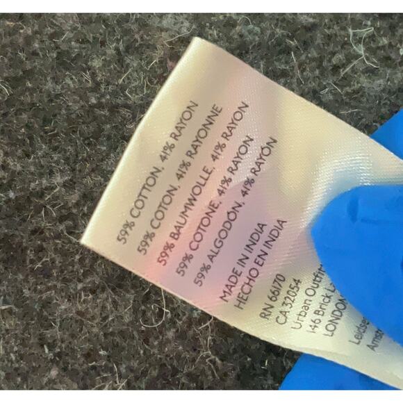 New Anthropologie Maeve Ditali Red Rose Print open-back poppy tank top M - Picture 5 of 5